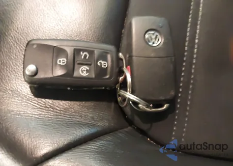 2015 Volkswagen Passat 1.8T Sel Premium from USA, damaged, VIN 1VWCT7A34FC007026